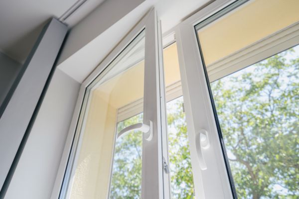 Vinyl Window Replacement in Lakewood